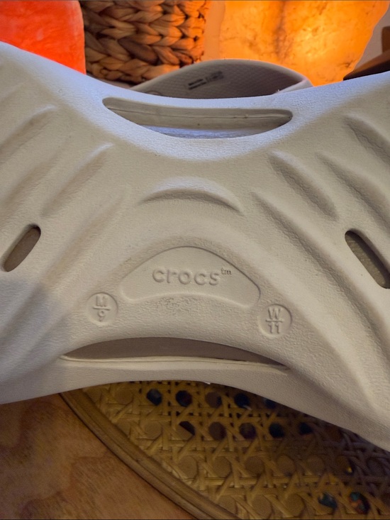 CROCS Classic LiteRide Flow Clog - Off-White main image 6
